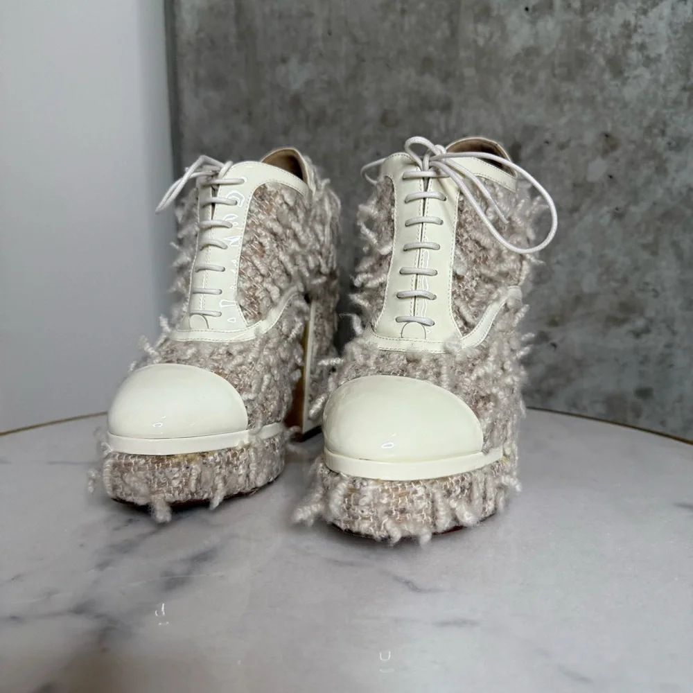 Chanel CC Cream Furry Patent Lace Up Cap Toe Block Heel Oxford - Picture 9 of 14